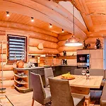 Casa vacanze Alpenchalet Montana
